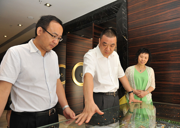 华南理工大学工商管理学院院长朱桂龙来访康美药业