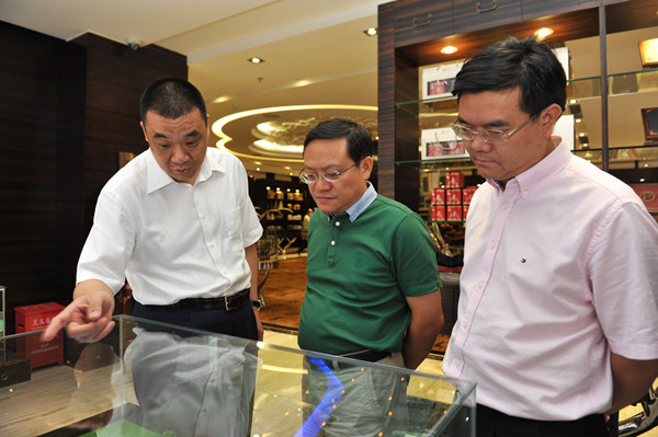 玉林市长苏海棠率团到康美药业对接健康产业项目进展