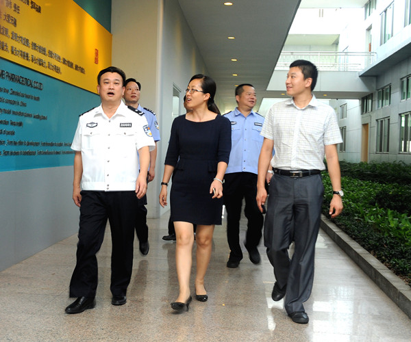 揭阳市副市长、公安局长谢耀琪率队调研康美药业