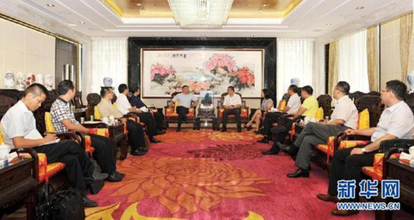 重庆市化医集团董事长王平一行到访康美药业
